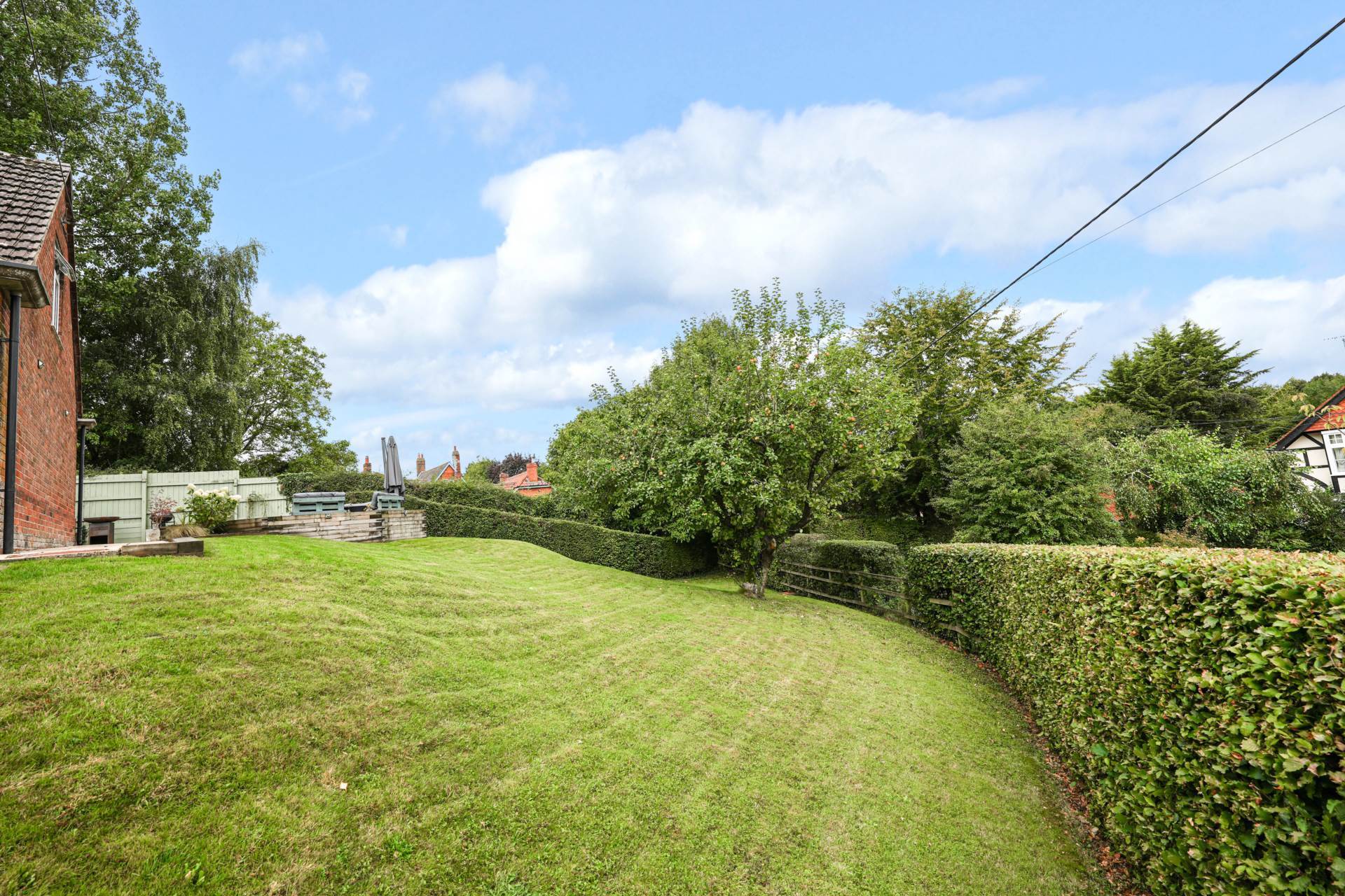 Bratton Image 21