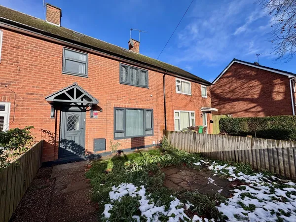 Glapton Lane, Clifton, NG11