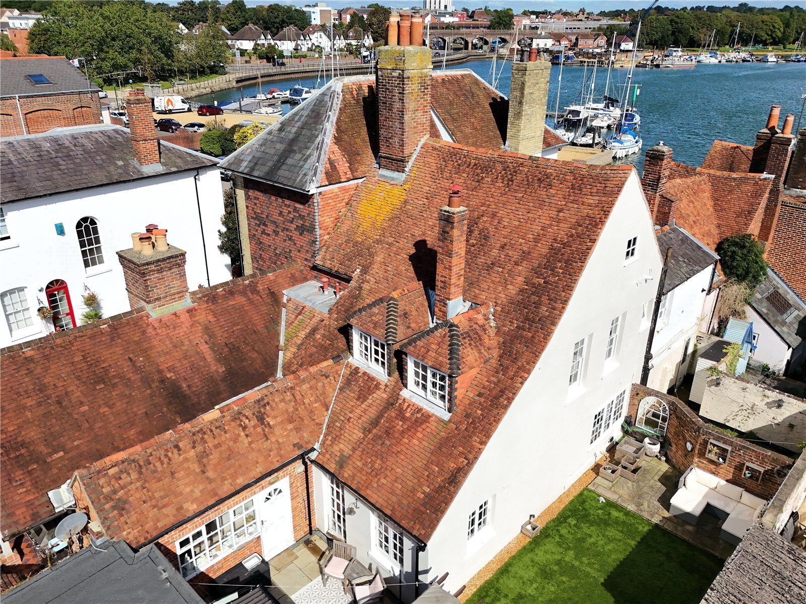 Lower Quay, Fareham, Hampshire, PO16 Image 1