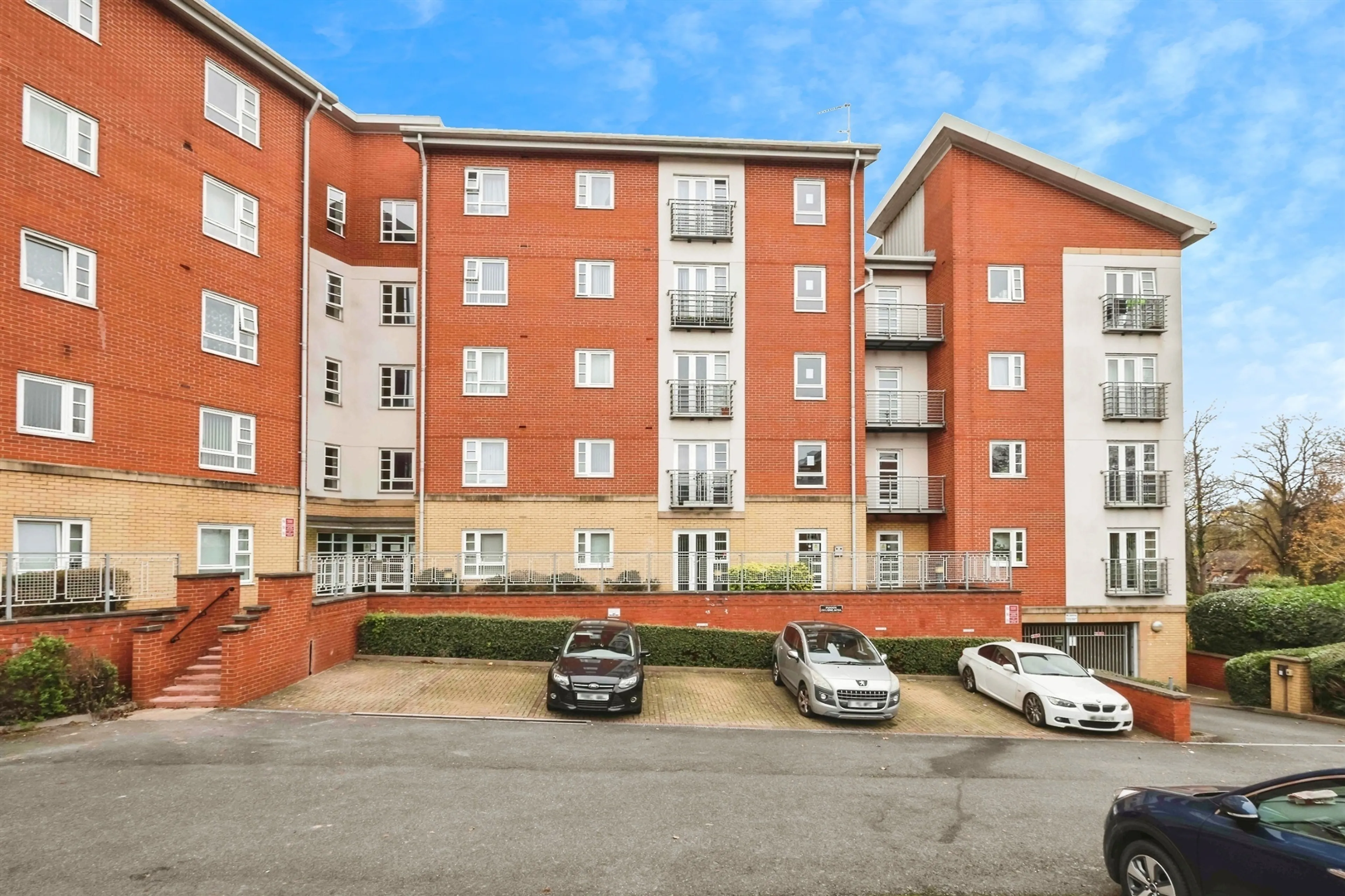 Property photo 0