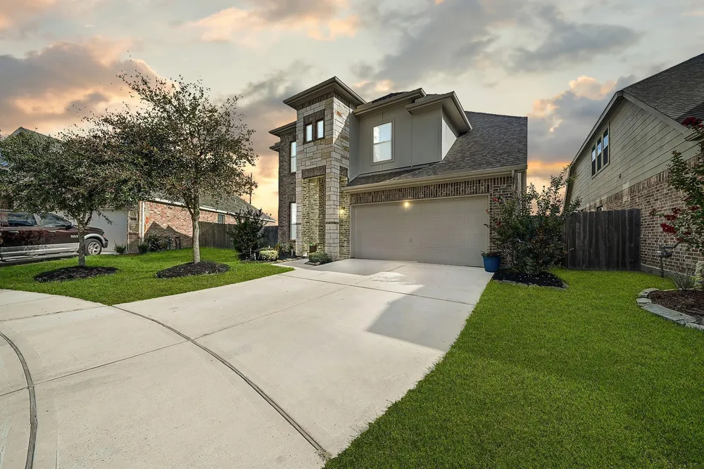 31550 Elkcreek Bend Dr, Hockley, TX 77447