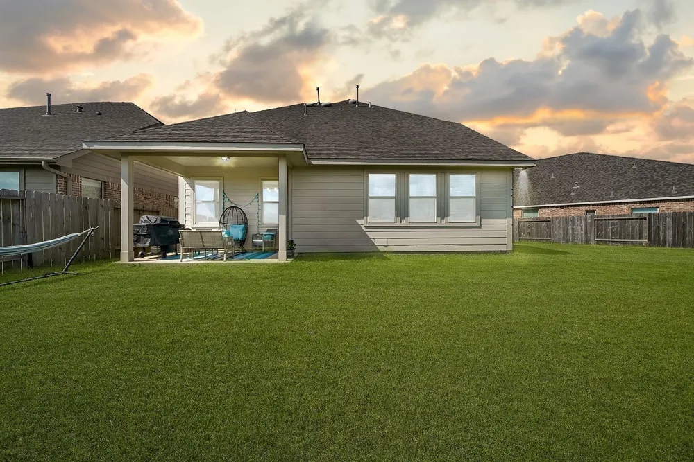 31550 Elkcreek Bend Dr, Hockley, TX 77447