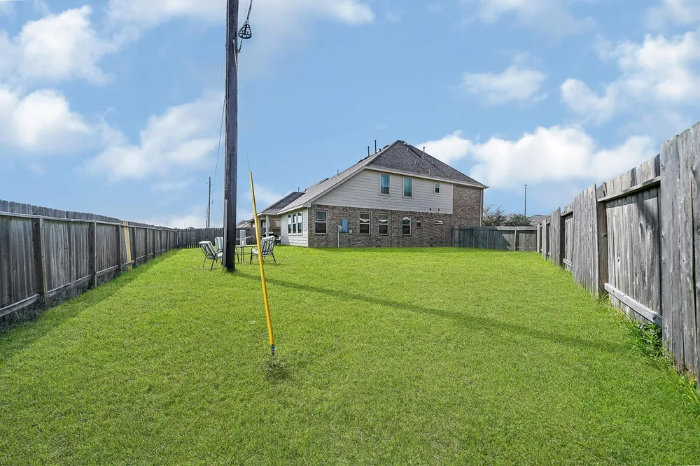 31550 Elkcreek Bend Dr, Hockley, TX 77447