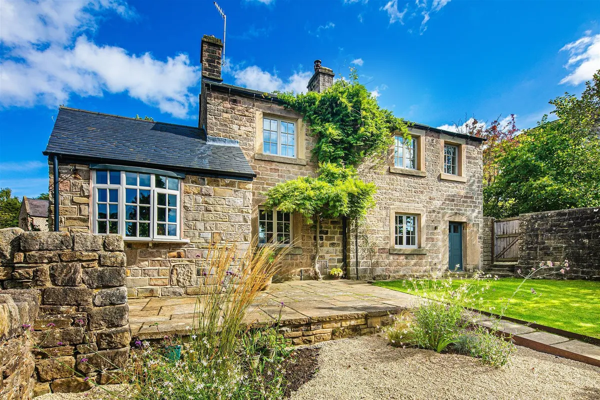 Main Road, Hathersage, Hope Valley