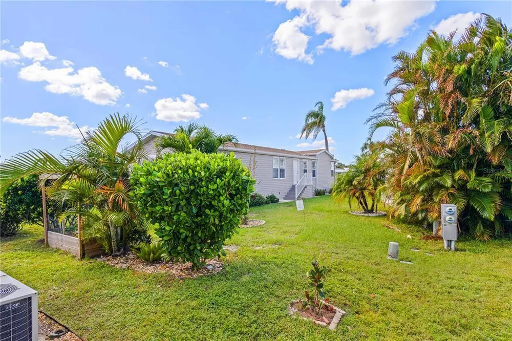 2100 Kings Hwy, Port Charlotte, FL 33980