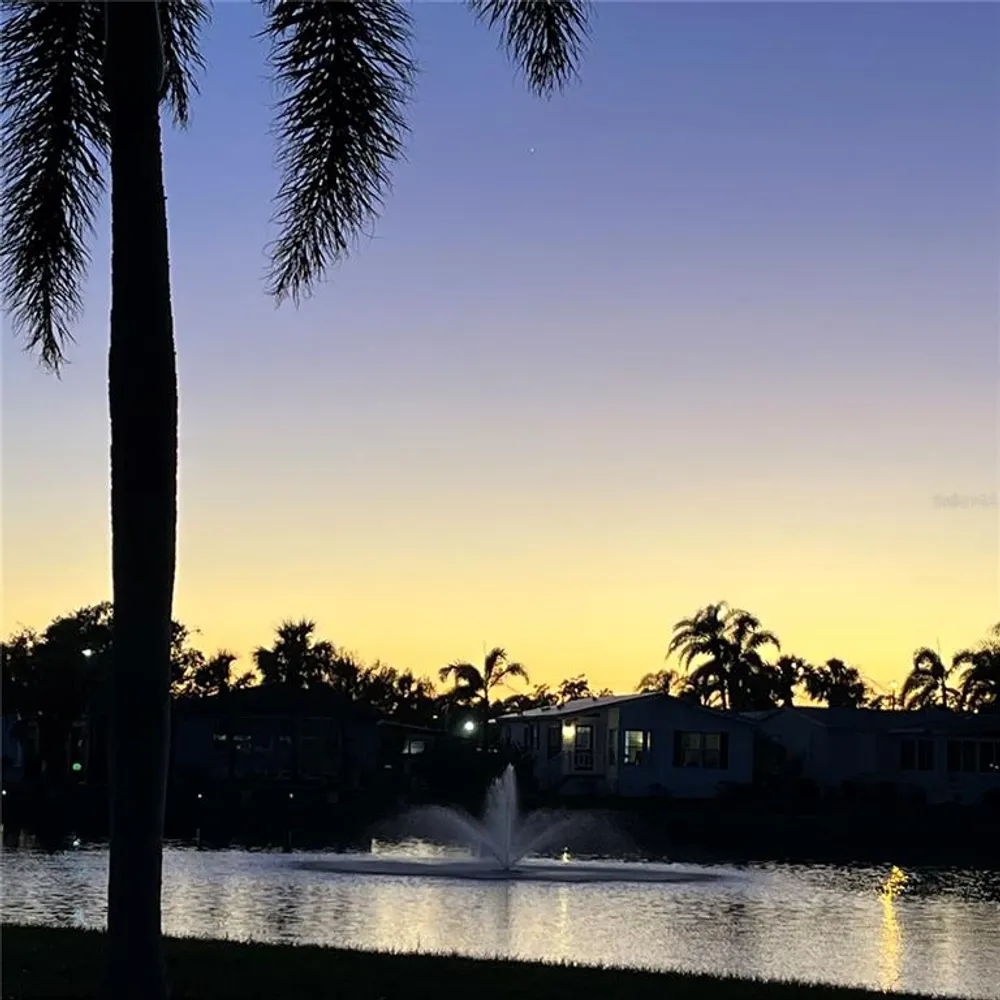 2100 Kings Hwy, Port Charlotte, FL 33980