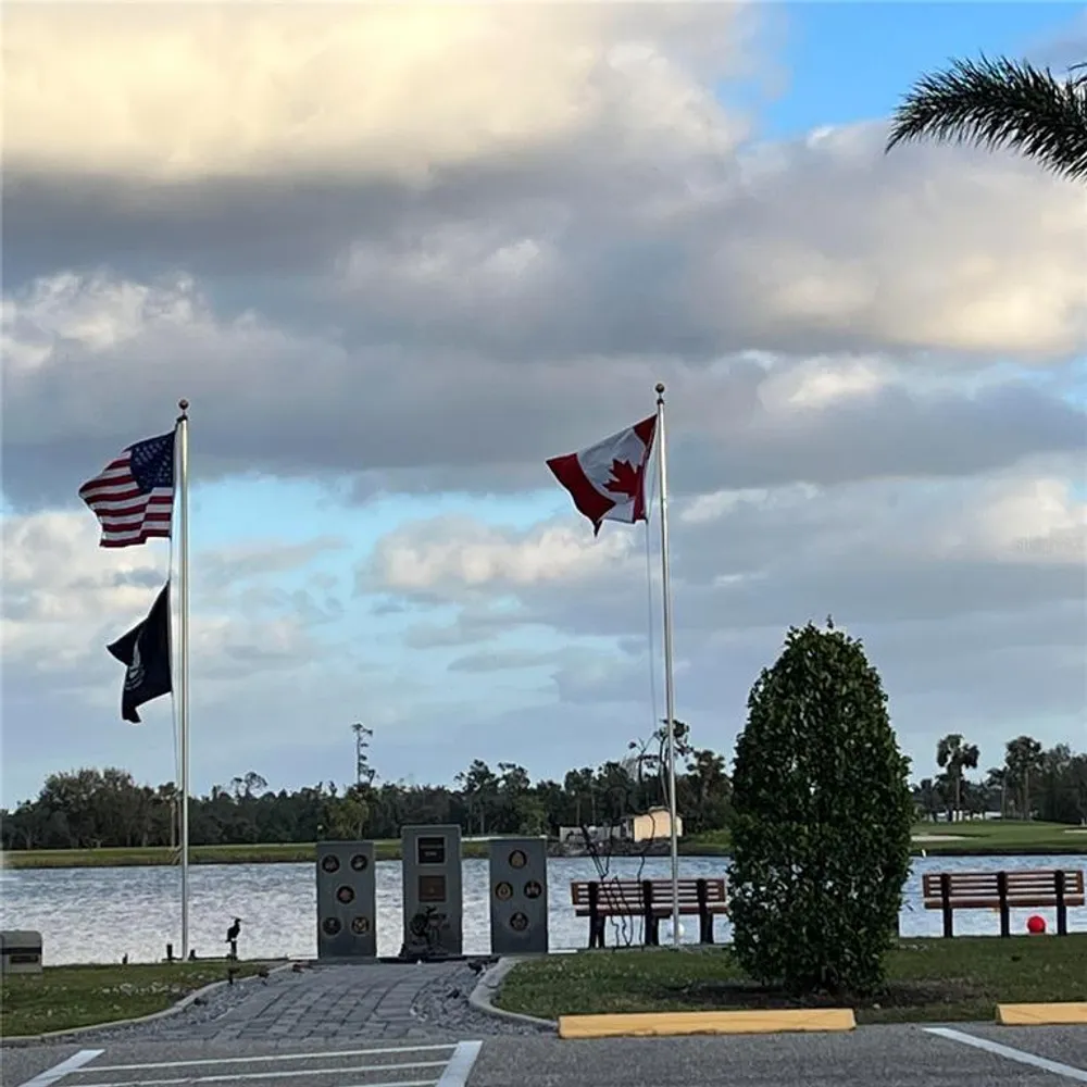 2100 Kings Hwy, Port Charlotte, FL 33980