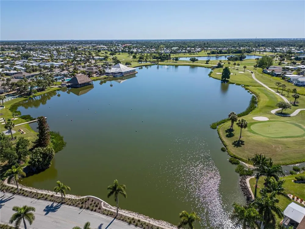 2100 Kings Hwy, Port Charlotte, FL 33980