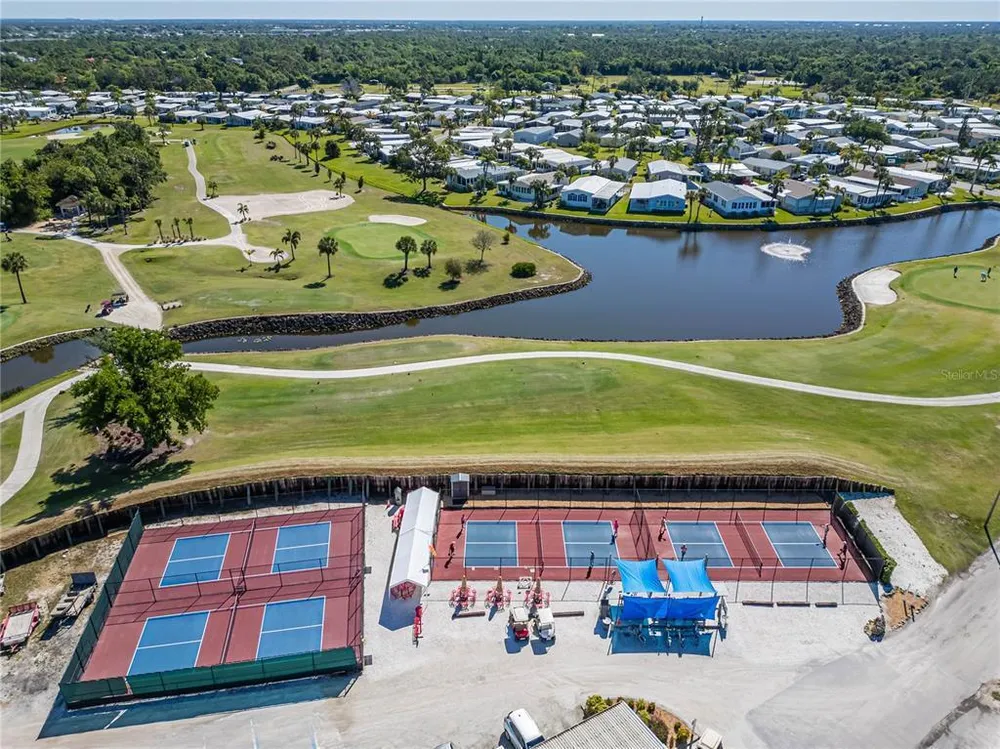 2100 Kings Hwy, Port Charlotte, FL 33980
