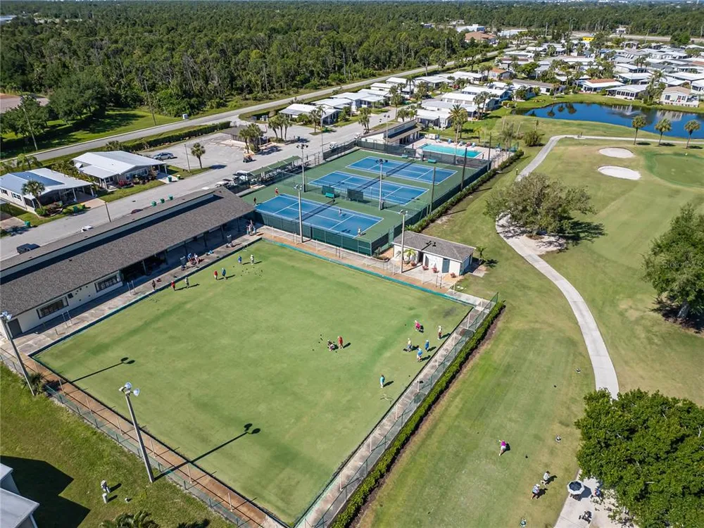 2100 Kings Hwy, Port Charlotte, FL 33980