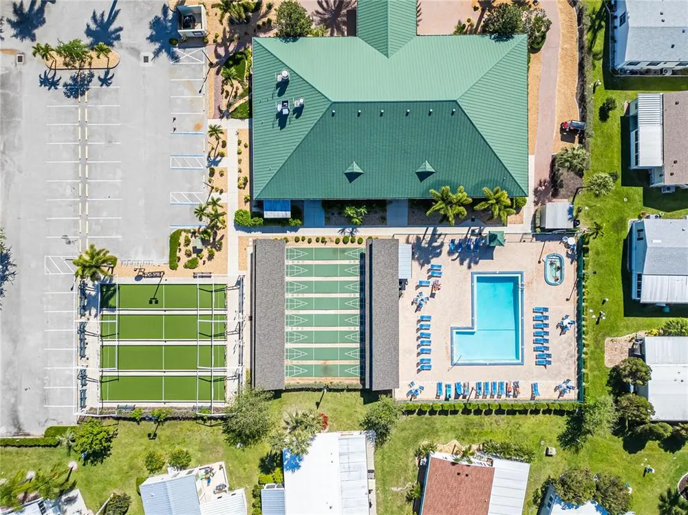 2100 Kings Hwy, Port Charlotte, FL 33980