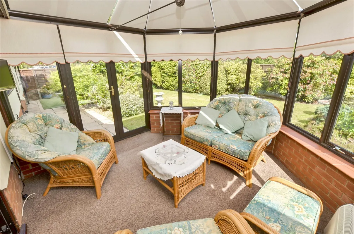 Oakhurst Road, West Moors, Ferndown, Dorset, BH22