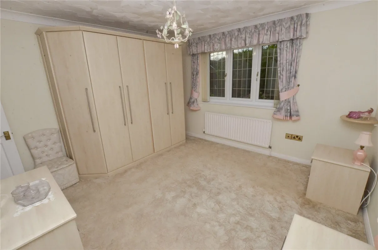 Oakhurst Road, West Moors, Ferndown, Dorset, BH22