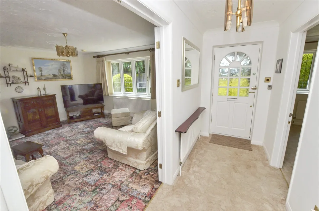 Oakhurst Road, West Moors, Ferndown, Dorset, BH22