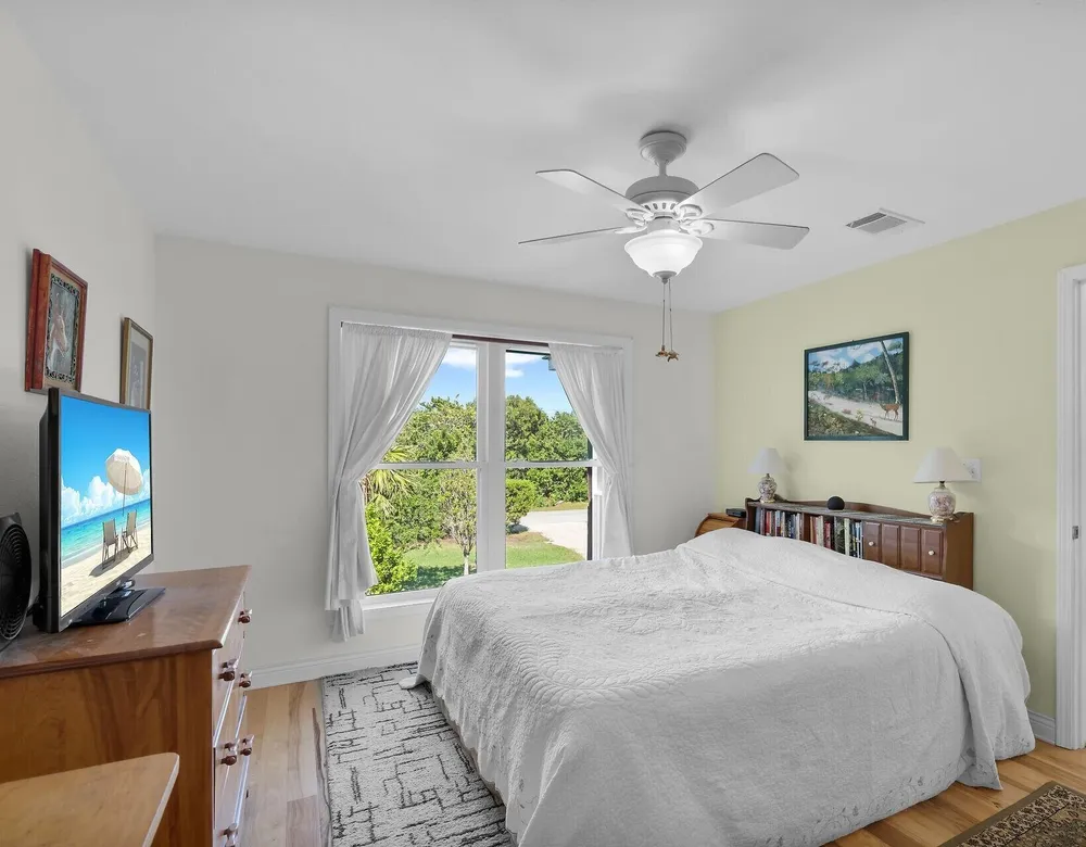 30246 Watson Blvd, Big Pine, FL 33043