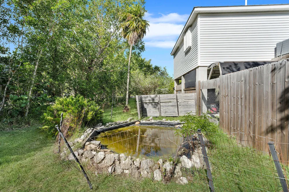 30246 Watson Blvd, Big Pine, FL 33043
