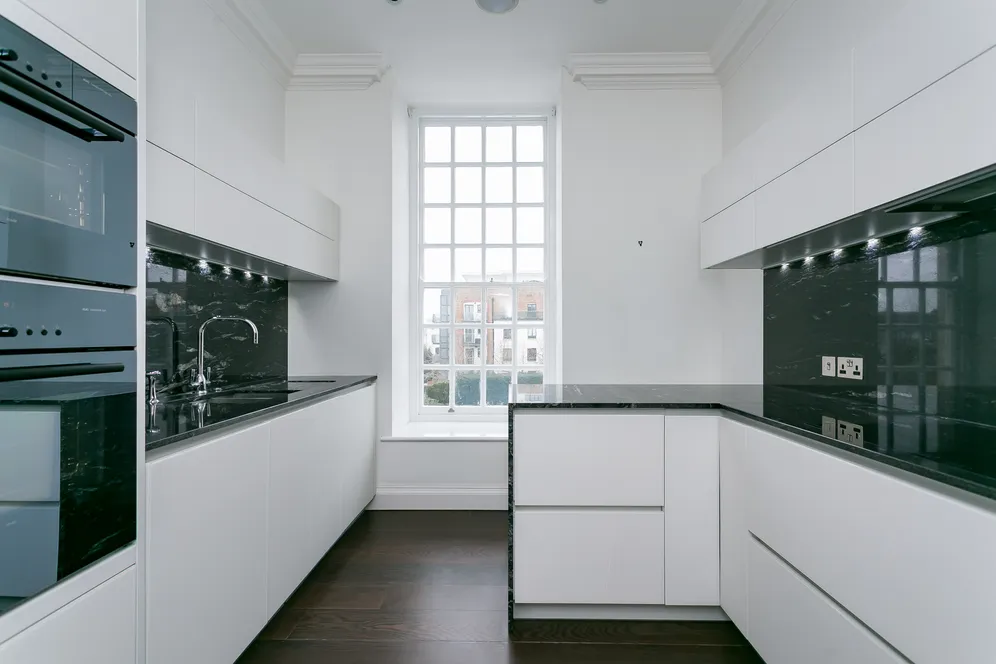 Vitali Close, London, SW15 photo 5