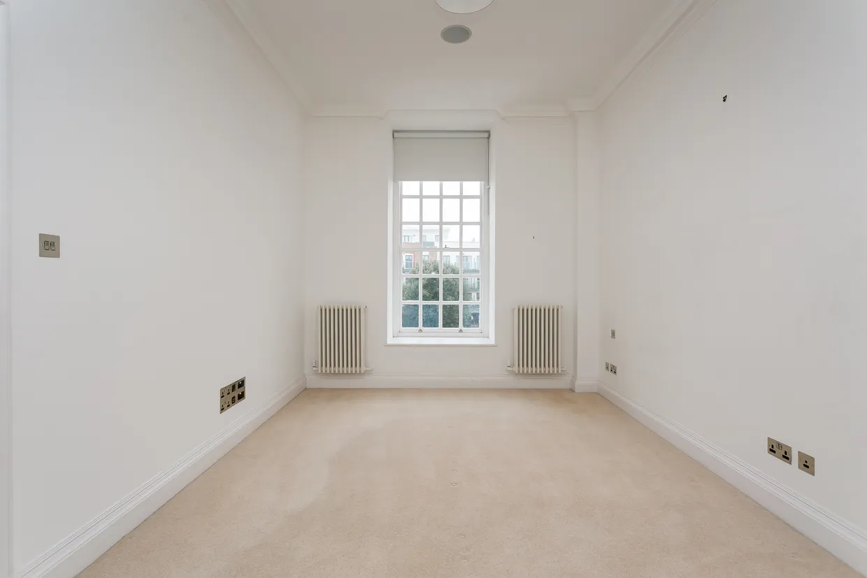 Vitali Close, London, SW15 photo 9