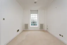 Vitali Close, London, SW15 photo 9