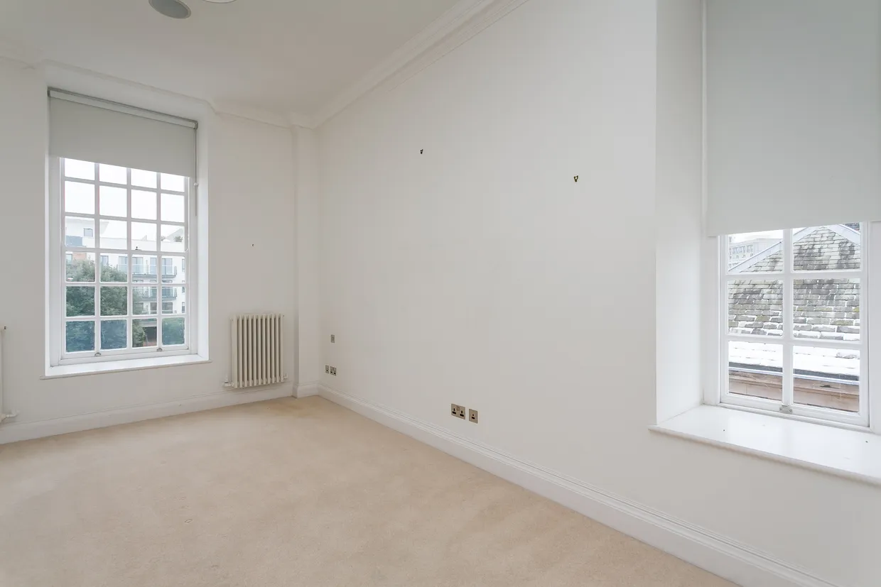 Vitali Close, London, SW15 photo 10