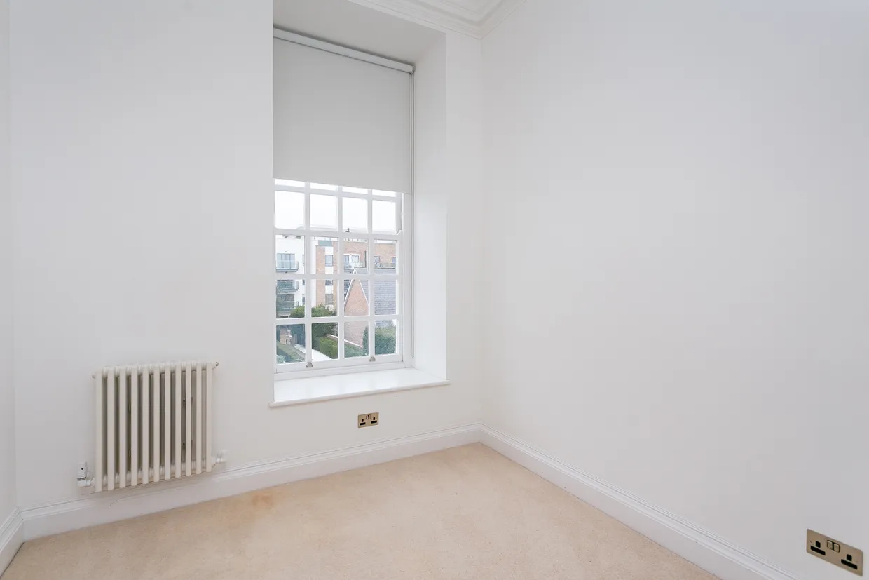 Vitali Close, London, SW15 photo 11