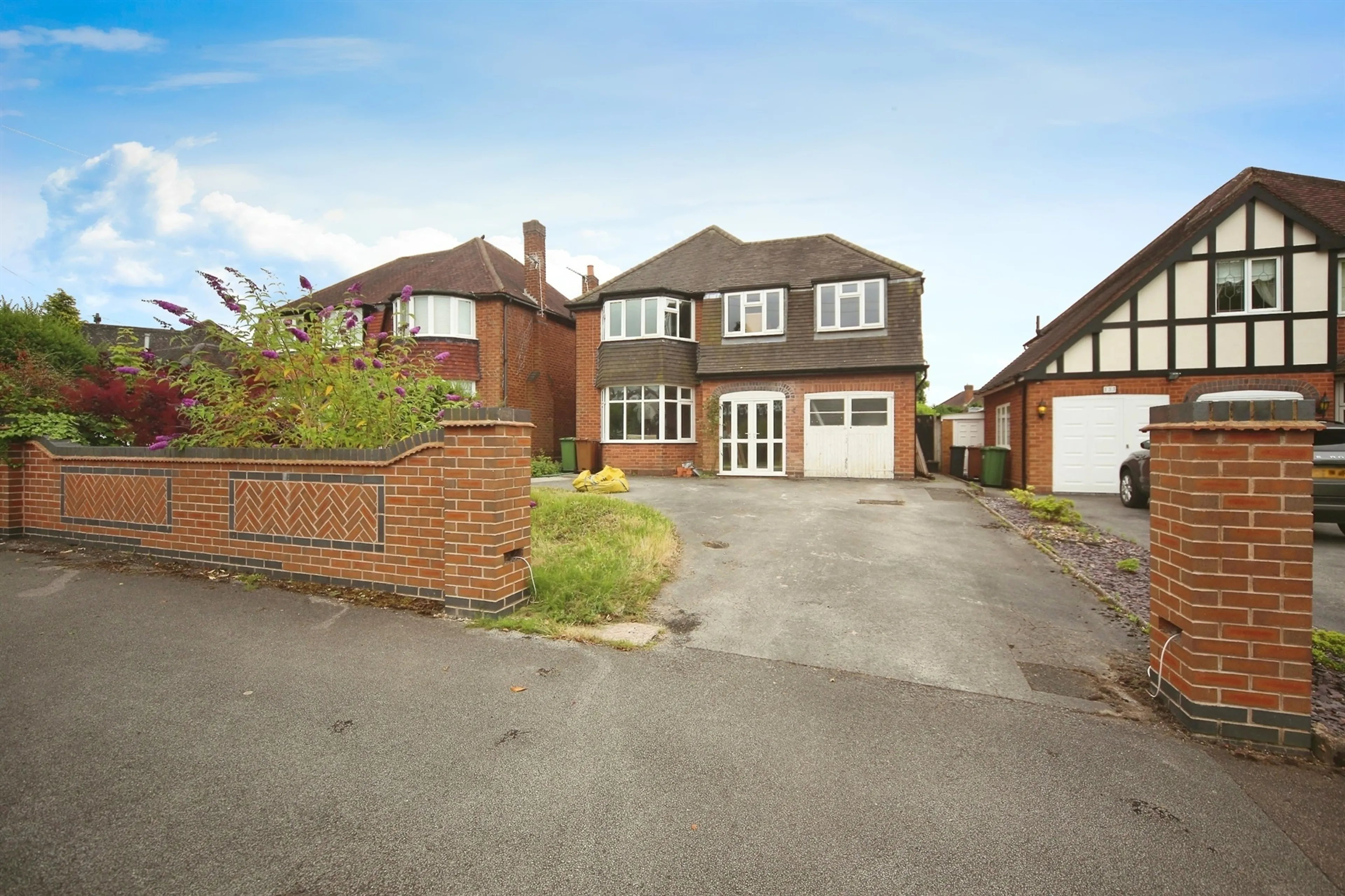 Property photo 0