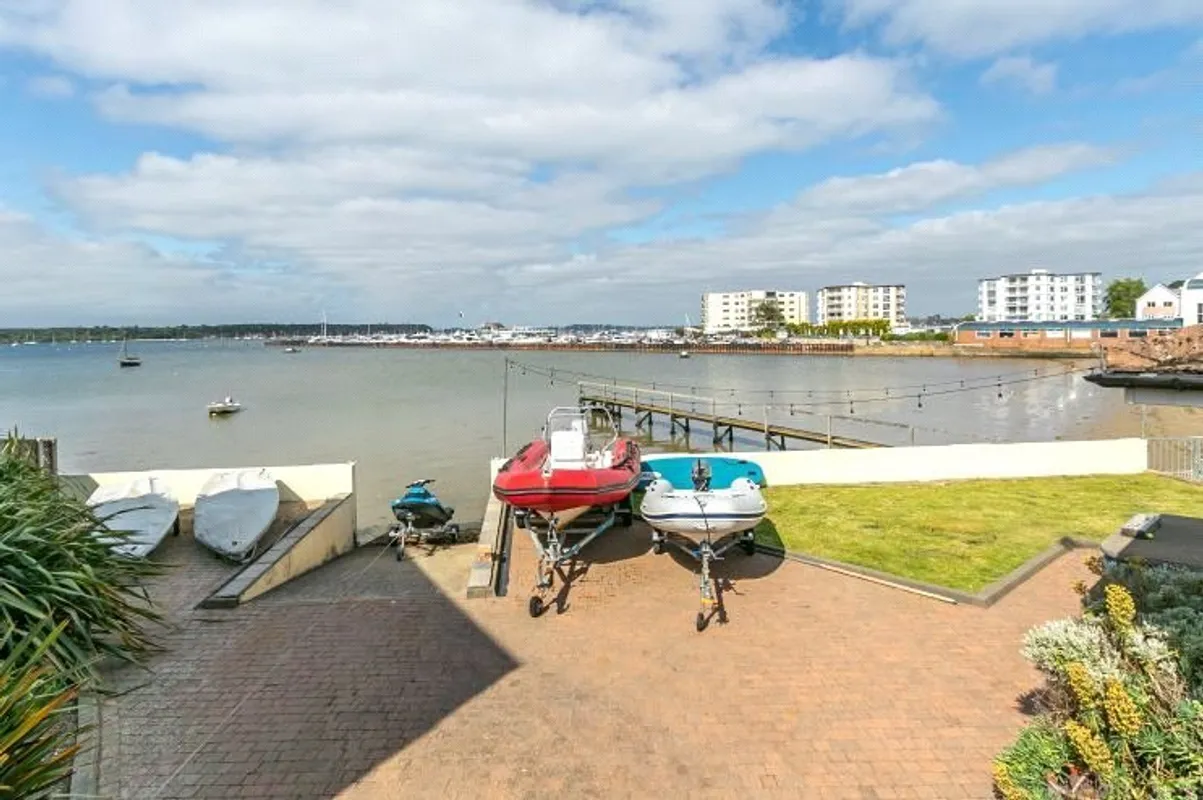 Gardens Road, Lilliput, Poole, Dorset, BH14