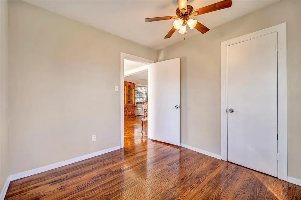 713 Firnat St, Houston, TX 77022