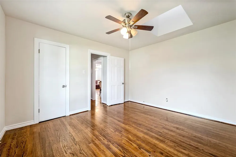 713 Firnat St, Houston, TX 77022