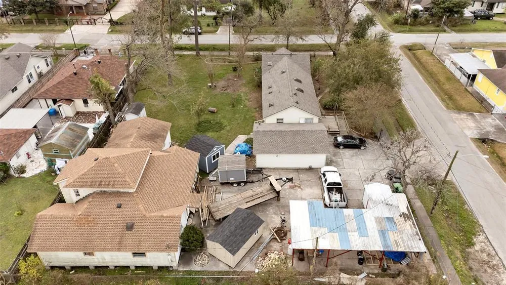 713 Firnat St, Houston, TX 77022
