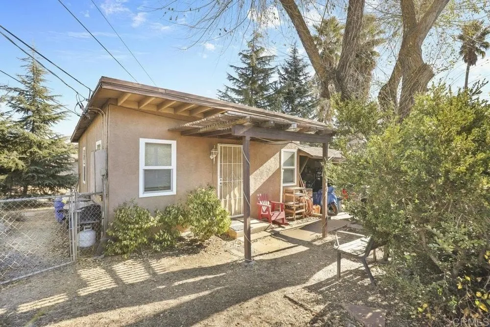 1347 Hillcrest Dr, Alpine, CA 91901
