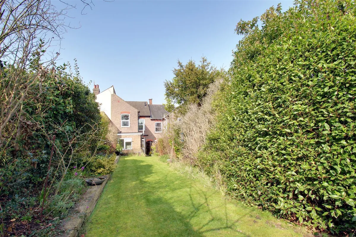 Shrublands Avenue, Berkhamsted