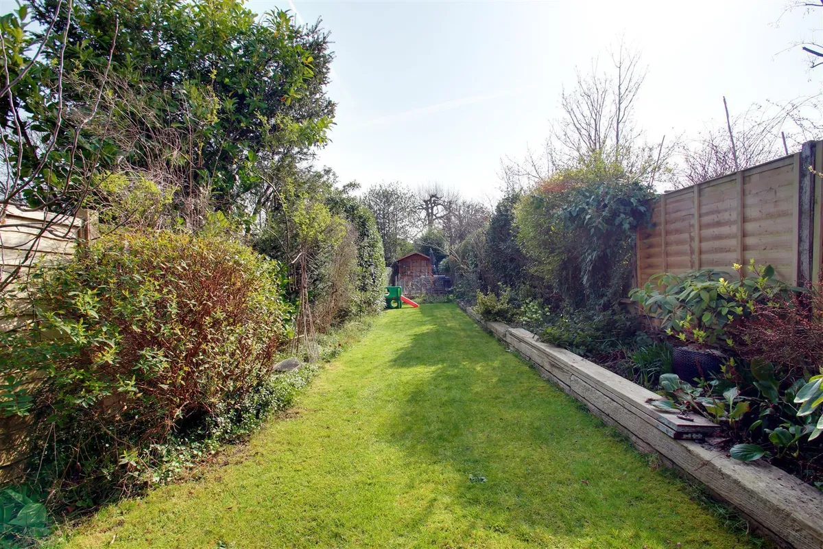 Shrublands Avenue, Berkhamsted