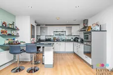 Kingsway, LONDON