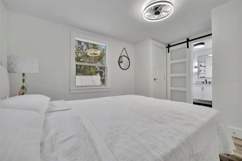 2713 4th Ave W, Bradenton, FL 34205