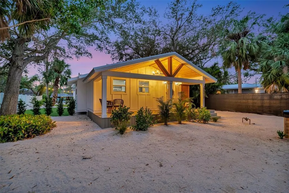 2713 4th Ave W, Bradenton, FL 34205