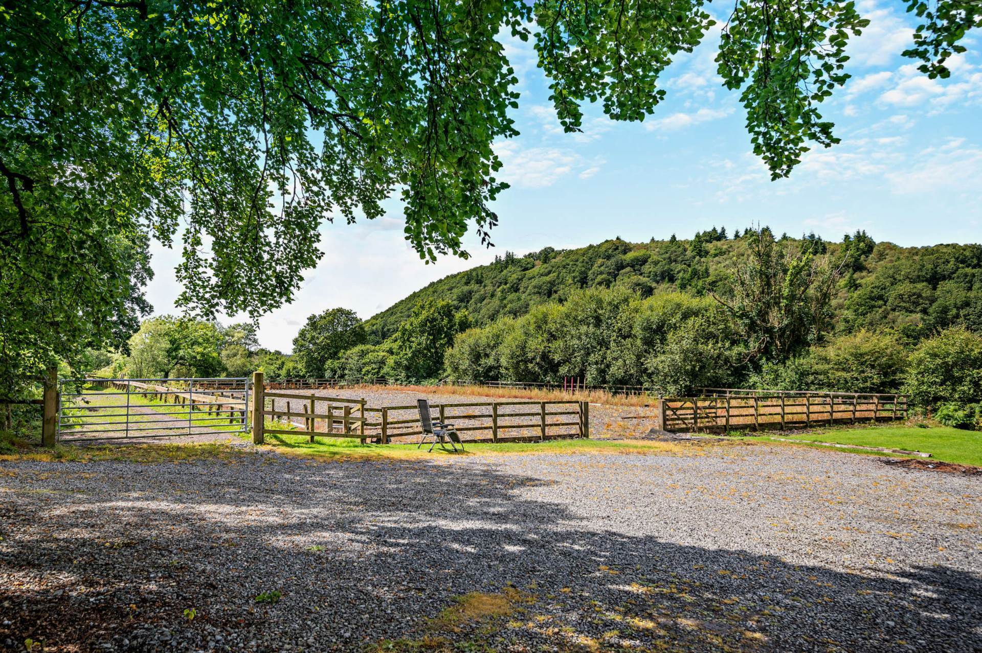 Crugybar, Llanwrda, Carmarthenshire Image 4