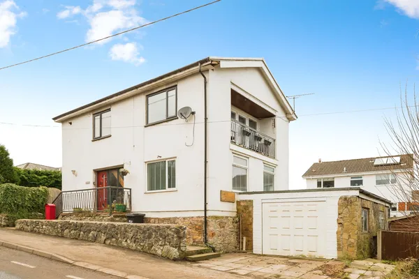 Ruthin Road, Gwernymynydd, Mold, Flin...