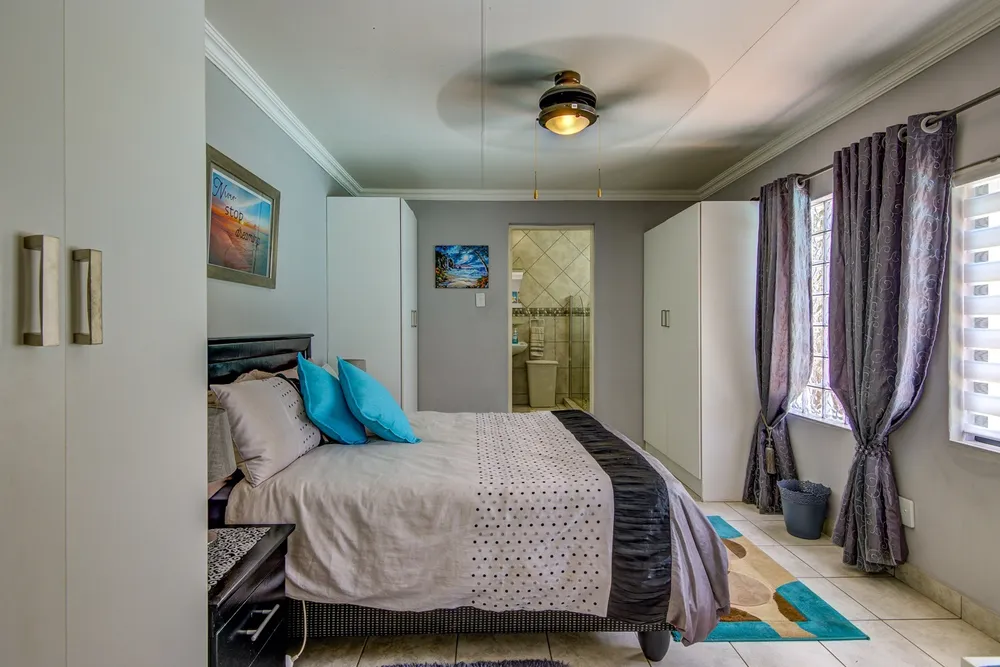 South Africa, Gauteng, Kensington, Northumberland Road, 76