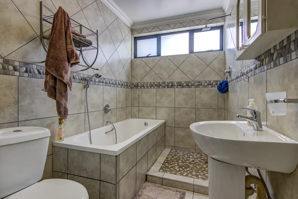 South Africa, Gauteng, Kensington, Northumberland Road, 76