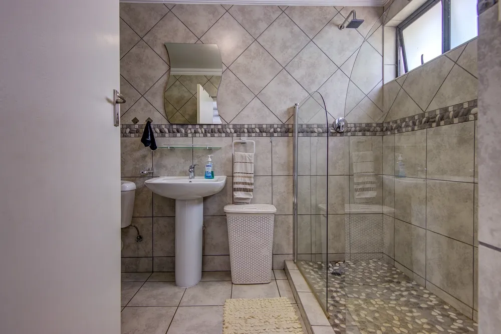 South Africa, Gauteng, Kensington, Northumberland Road, 76