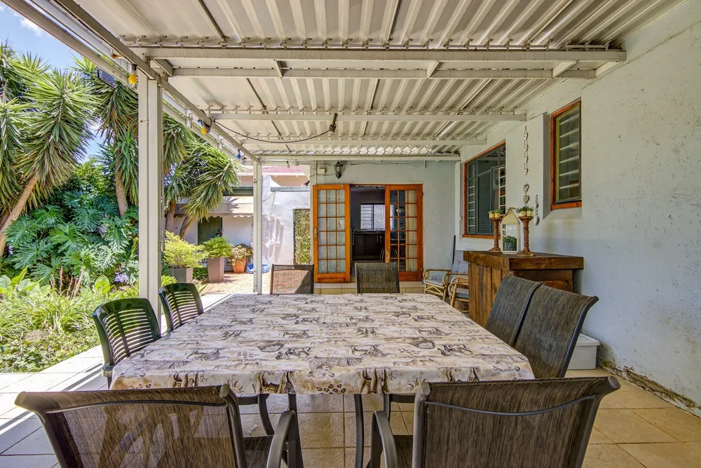 South Africa, Gauteng, Kensington, Northumberland Road, 76