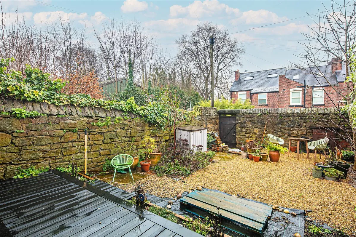 943 Abbeydale Road, Millhouses, S7 2QD