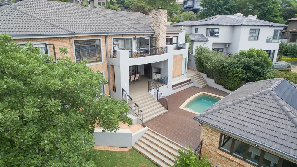 South Africa, Gauteng, Featherbrooke Estate, Crow's Nest, 1240