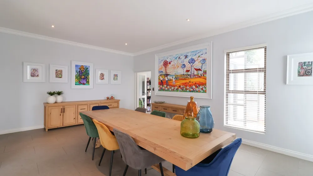 South Africa, Gauteng, Featherbrooke Estate, Crow's Nest, 1240