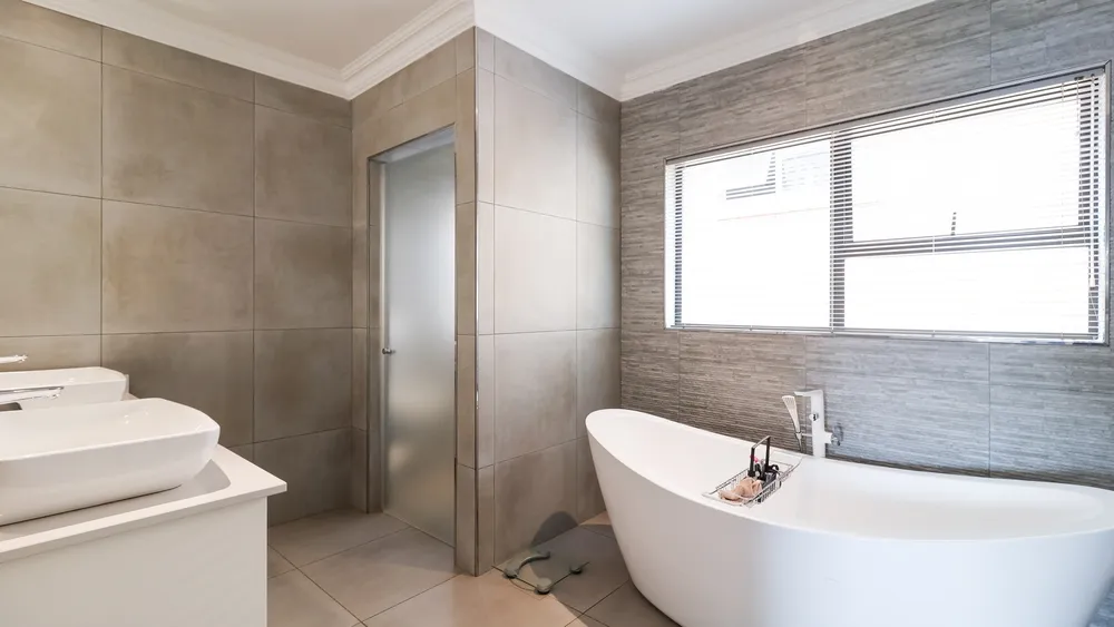 South Africa, Gauteng, Featherbrooke Estate, Crow's Nest, 1240