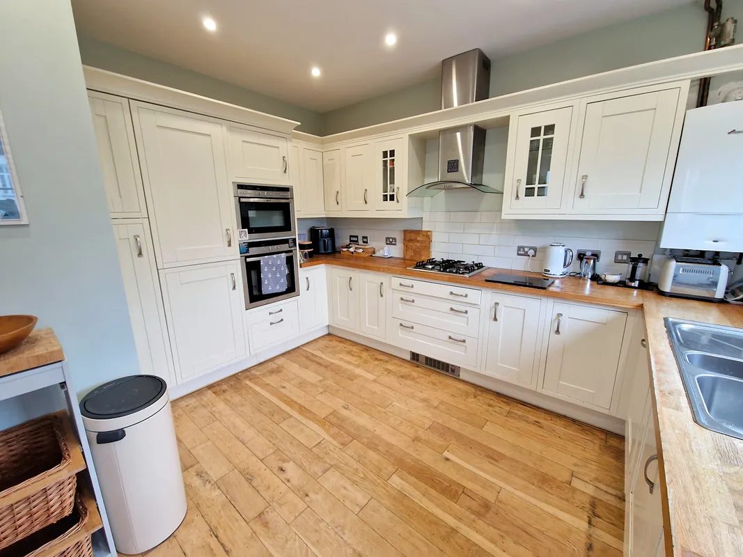 WEST DRIVE, PORTHCAWL, CF36 3HS