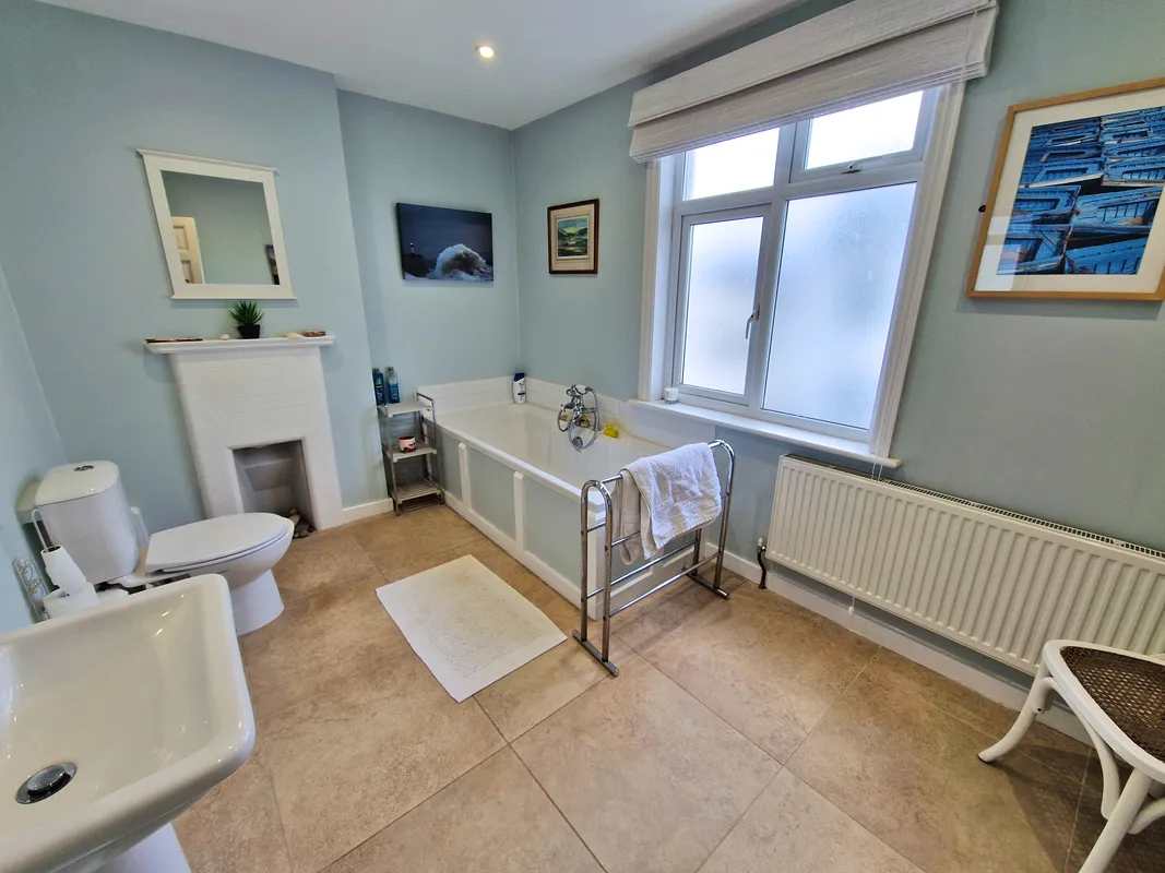 WEST DRIVE, PORTHCAWL, CF36 3HS