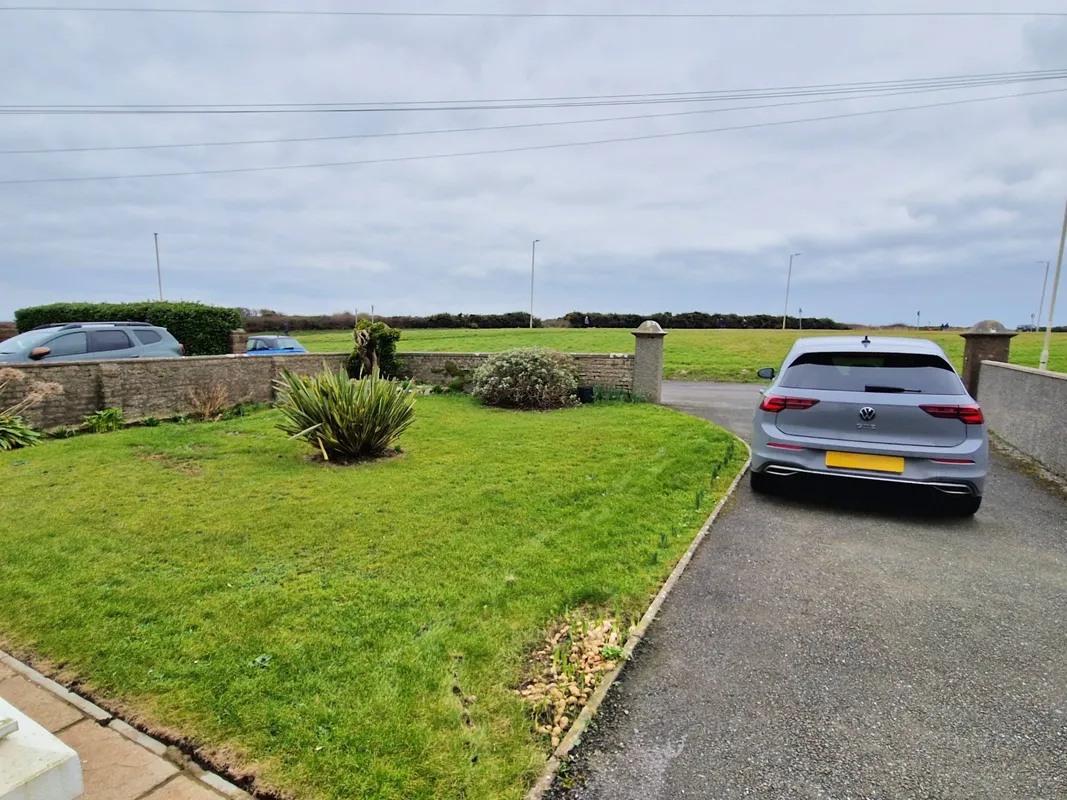 WEST DRIVE, PORTHCAWL, CF36 3HS