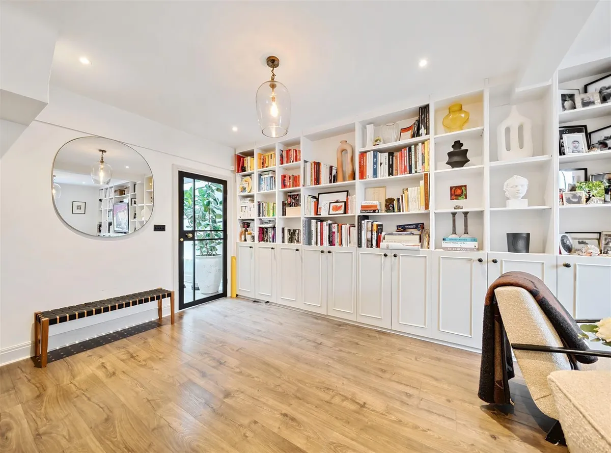 Huxley Street, London, W10